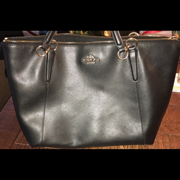 Coach Handbags - Black coach purse